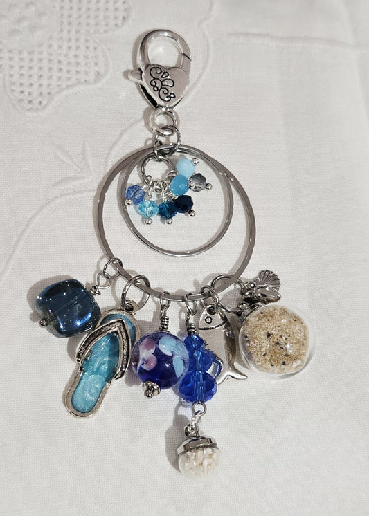 Porte-clés de plage sable et tong