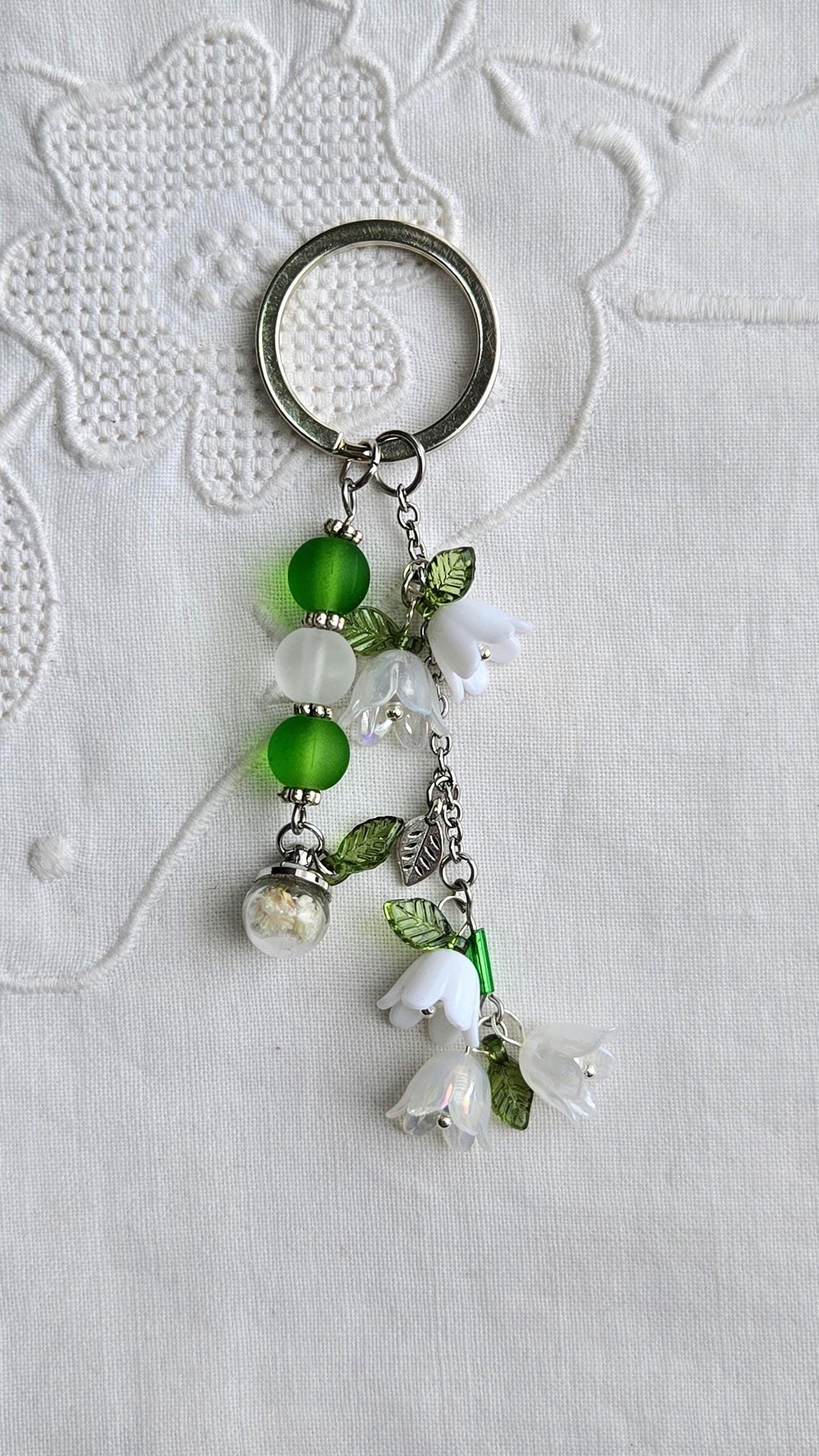Porte-clés porte-bonheur Muguet et fleurs séchées