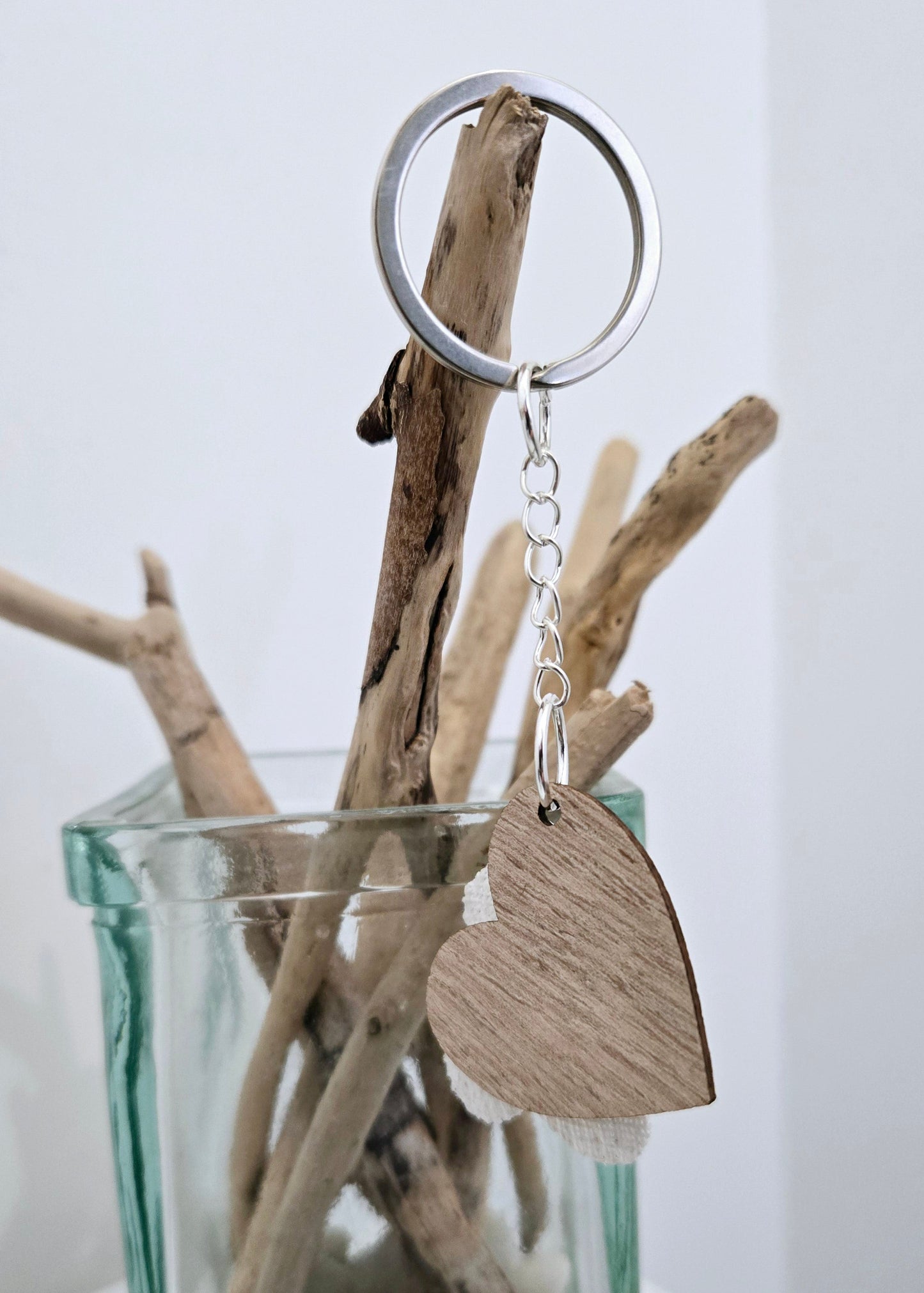 Porte bonheur bois et coquillage