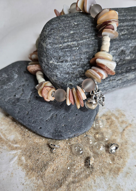 Bracelet nacre et sable de plage naturel