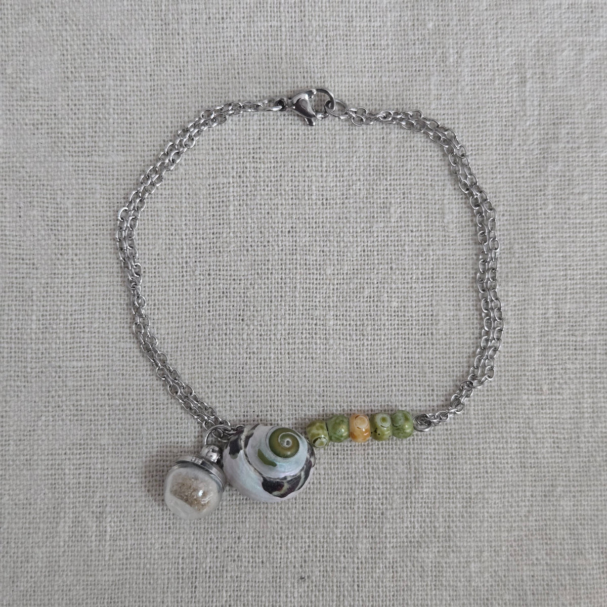 Bracelet coquillage et sable de plage - vert