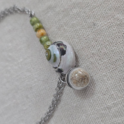 Bracelet coquillage et sable de plage - vert