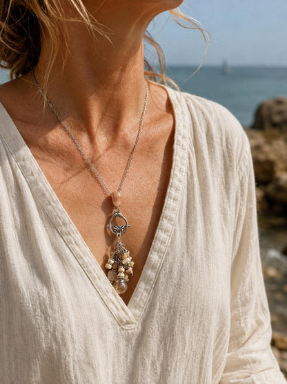 Collier pendentif grappe bohème - perle de verre eau de mer, coquillageet perles de nacre naturelle