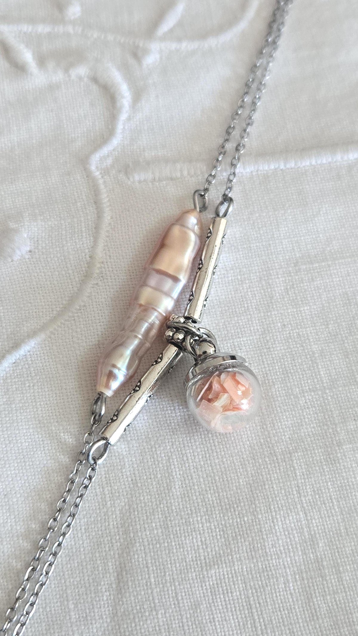 Bracelet coquillage et perle rosée