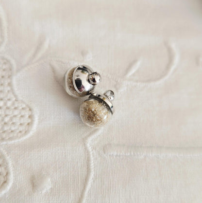 Collier de dos, nature et bohème