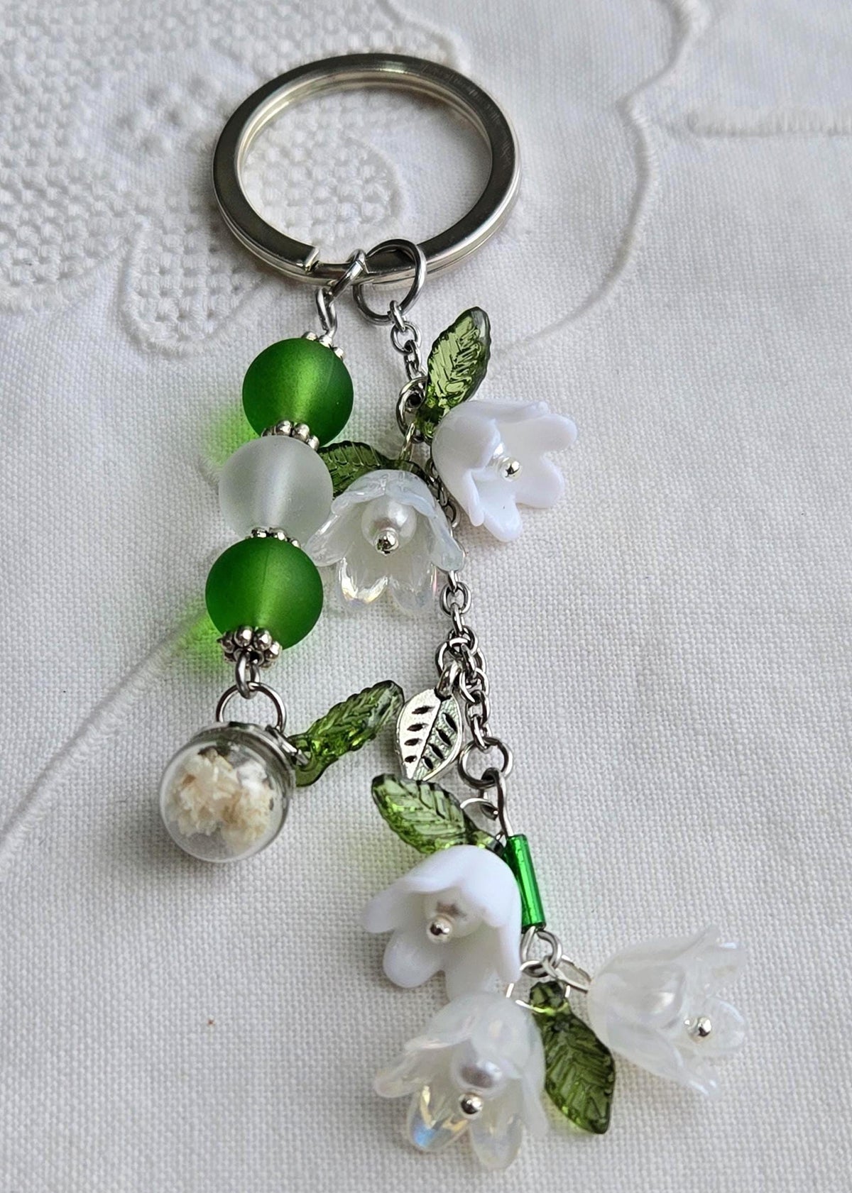 Porte-clés porte-bonheur Muguet et fleurs séchées