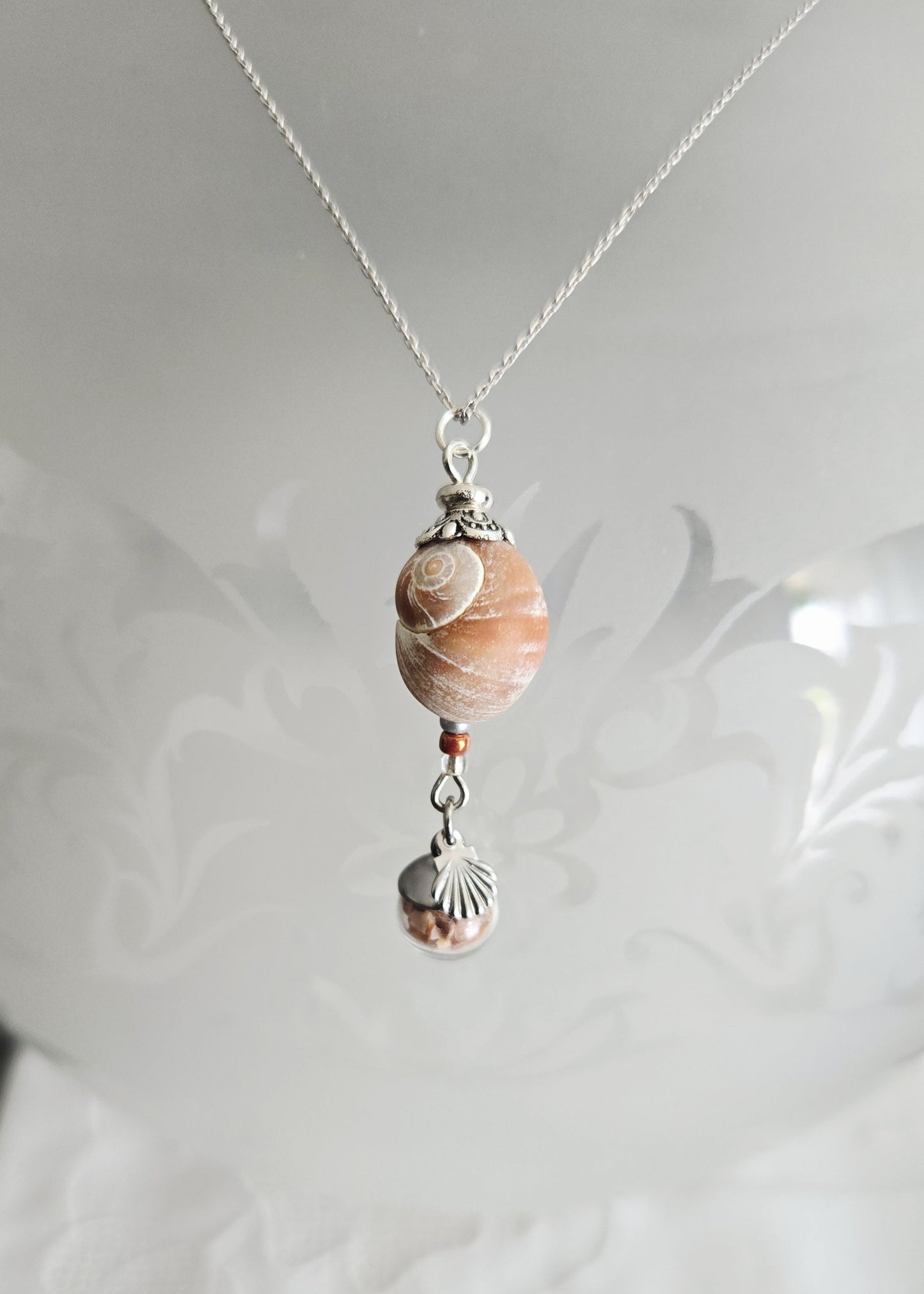 Pendentifs coquillages naturels
