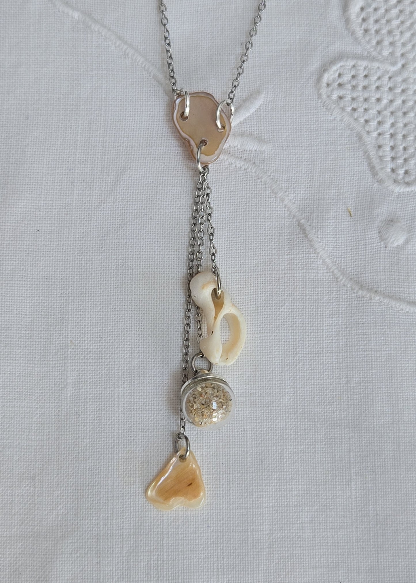 Collier coquillage nacre et sable naturel