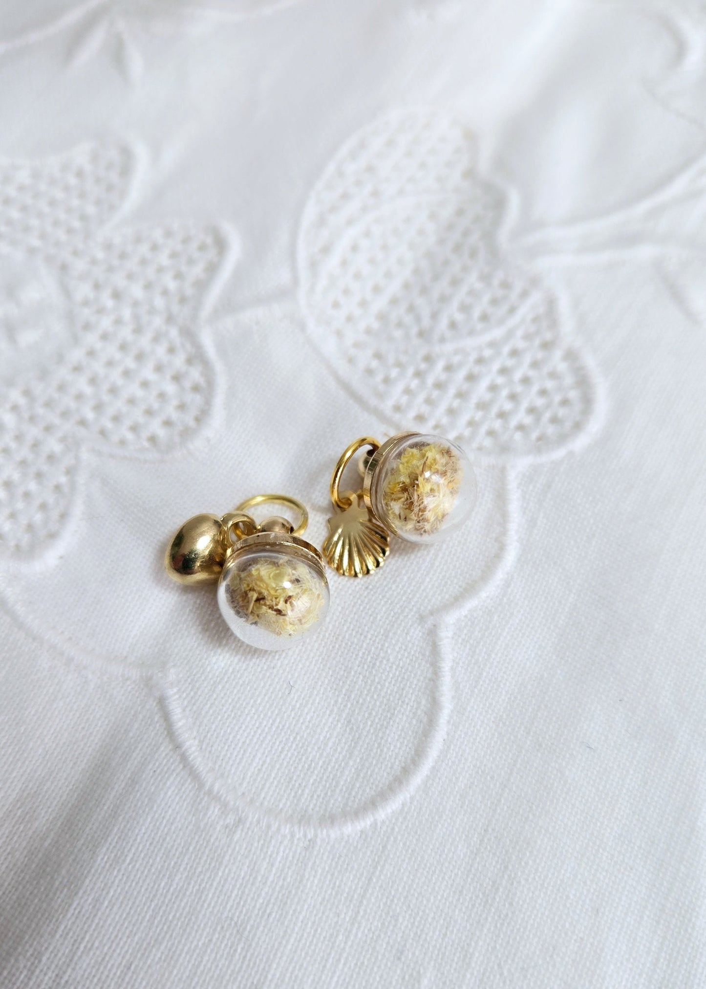 "Immortelle" dorée