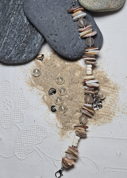 Bracelet nacre et sable de plage naturel