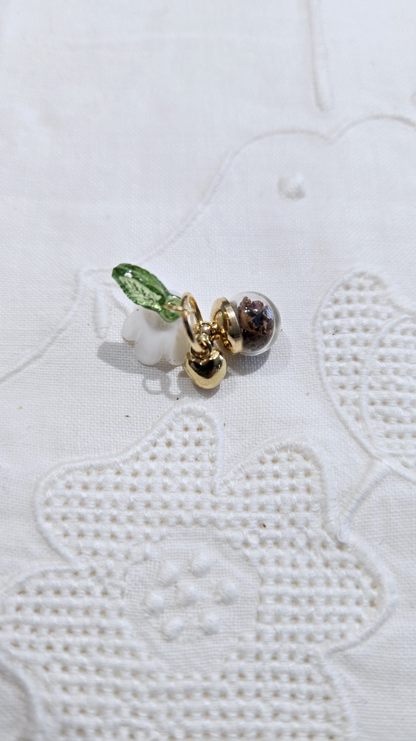Pomme de pin & "Muguet"
