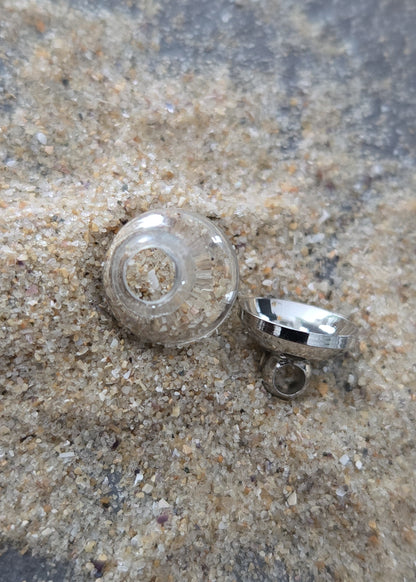 Porte-clés sable et perles de verre
